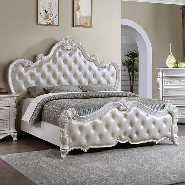 Ventresca Queen Bedroom Set White & Chrome