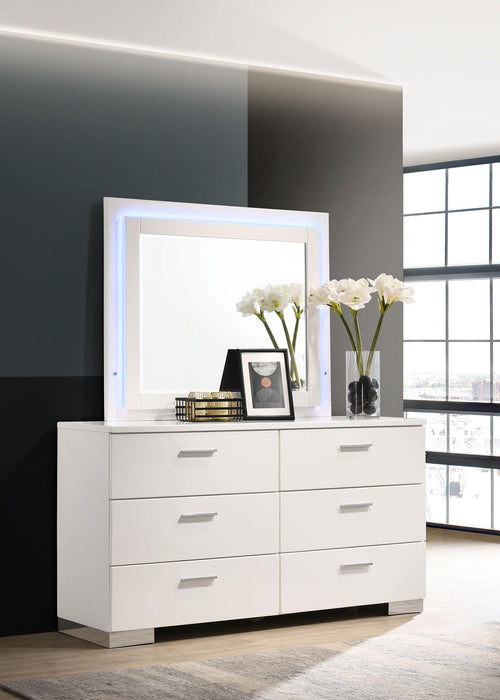 Felicity Dresser with LED Mirror